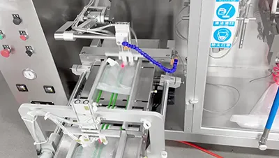 Упаковка соусов для Dalian Food