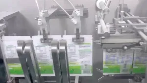 Сервоприводная машина для упаковки в пауч-пакеты с зип-замком из рулонной плёнки с двумя дозирующими головками