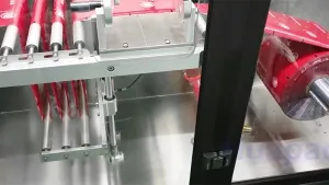 Машина для упаковки гранул в пауч-пакеты из рулонной плёнки