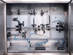 Машина для фасовки в готовые пауч-пакеты с автоматическим податчиком пауч-пакетов и 1 дозирующей головкой